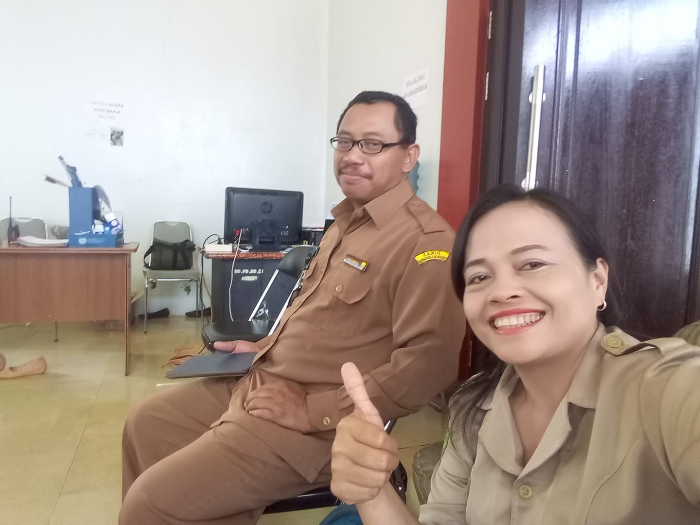 Antre di Ruang Tunggu Kantor Bupati, Laporan Kunjungan ke Bali